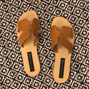 Steve Madden Greece sandal